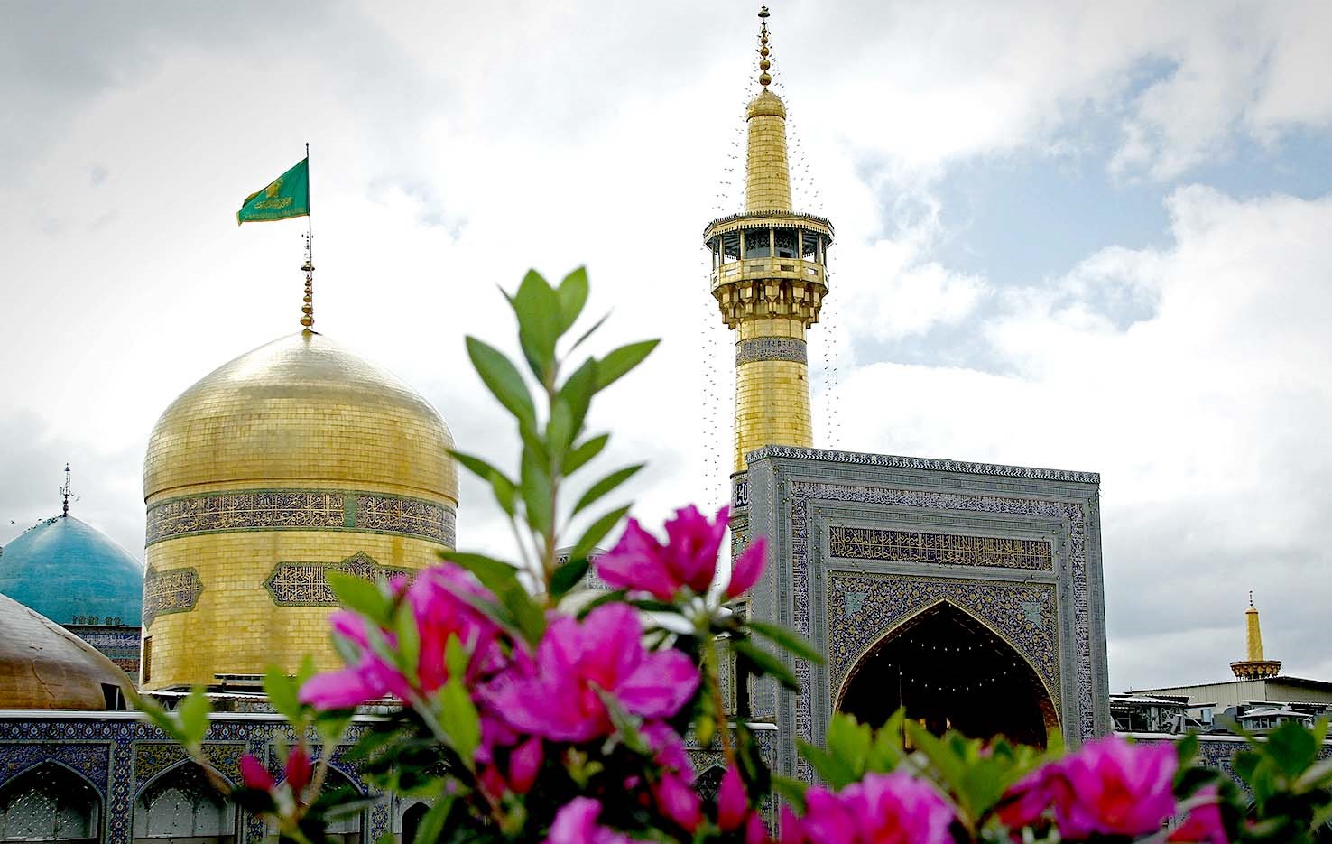 ساده‌زيستي و دوري از تجملات از منظر امام رضا (ع)