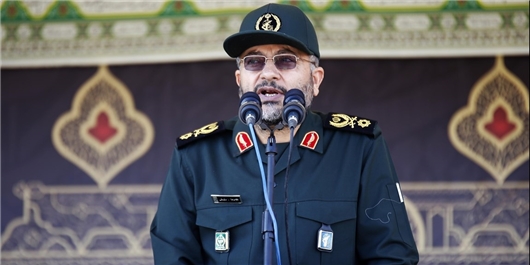 العميد سليماني: العدو يقاتل الشعب الايراني في الوقت الحالي في مختلف الجبهات السياسية والاقتصادية