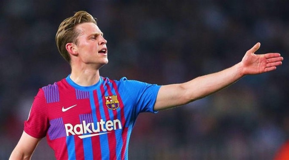 نجم برشلونة فرينكي دي يونج يوافق على مغامرة مانشستر يونايتد