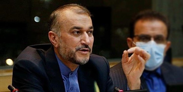 وزير الخارجية الايراني:  لابد من ان يعلم الغرب ان مصالح شعبنا هي الاساس