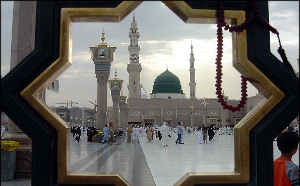  فضیلت خواندن نماز در مسجد پیامبر اکرم (ص)