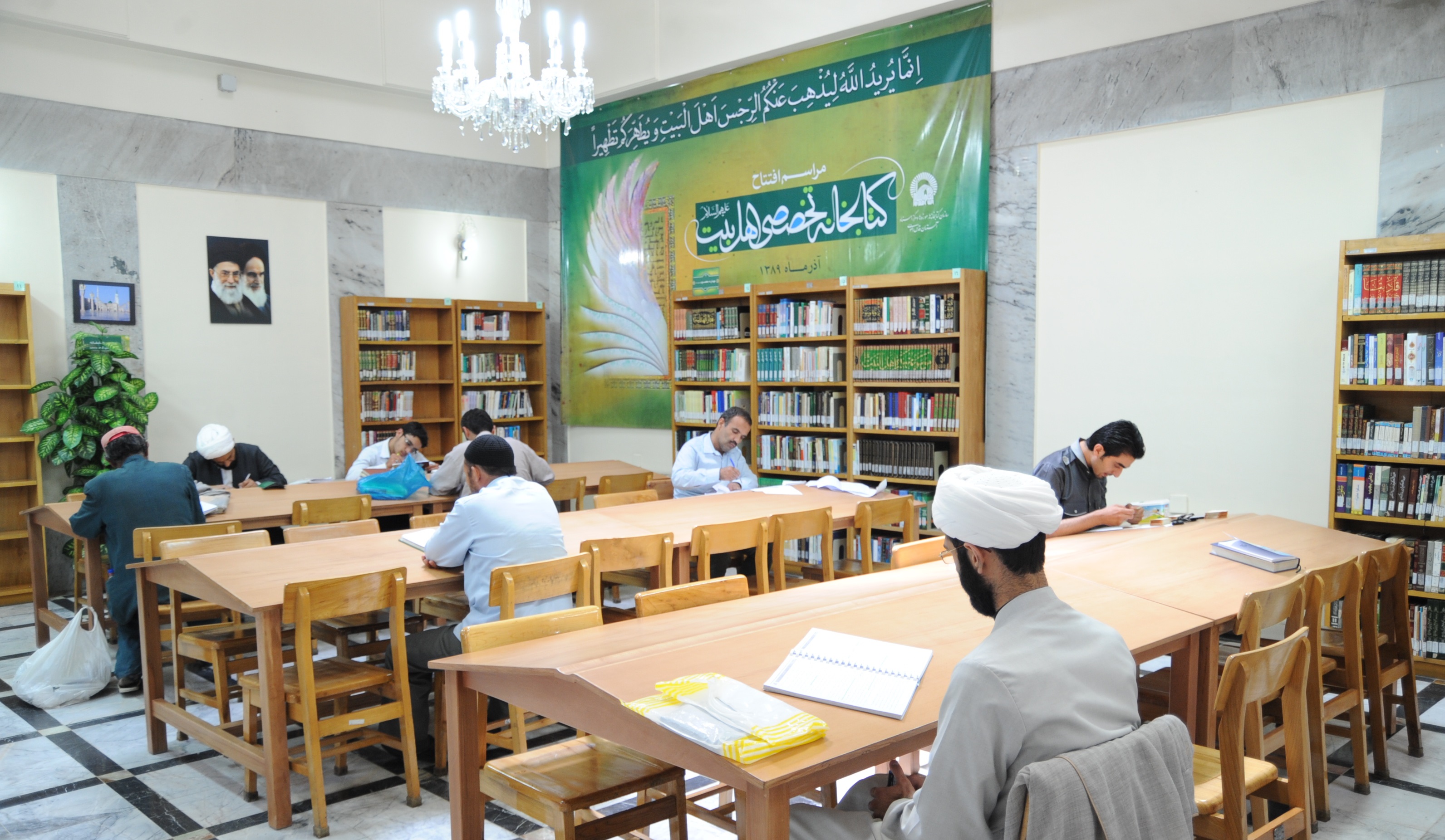 آشنايي با تنها كتابخانه تخصصي اهل‌بيت (ع) در جهان
