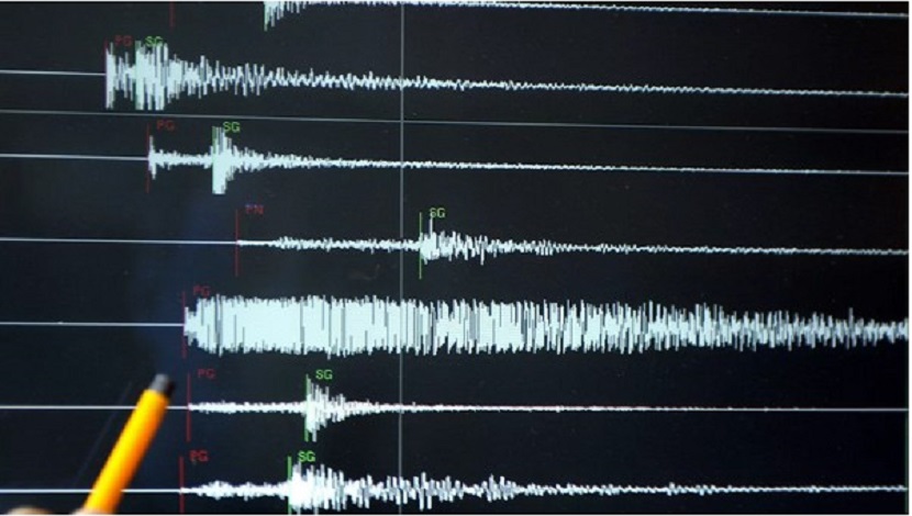 زلزال بقوة 6.1 ريختر يضرب محافظة هرمزجان جنوب شرق ايران