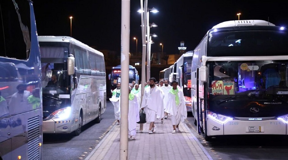 انتهاء عملية نقل الحجاج الايرانيين من صعيد عرفات الى منى والمشعر الحرام