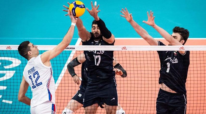 المنتخب الايراني لكرة الطائرة يتأهل باقتدار للمرحلة النهائية