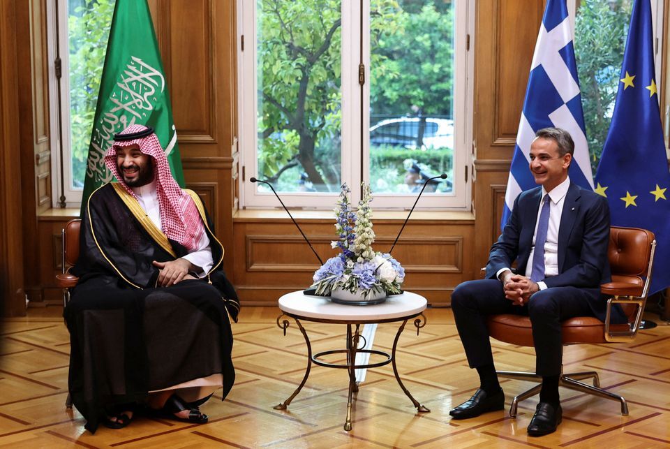 بن سلمان در سفر به يونان و فرانسه به دنبال چيست؟