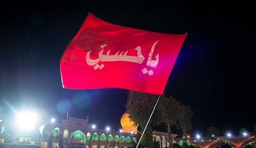 شاهد بالصور.. إقامة مراسم العزاء الحسيني في مسجد شاهجراغ بشيراز