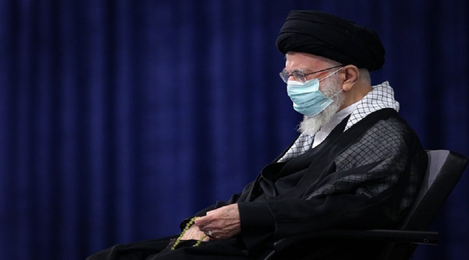 بالصور... اقامة مراسم العزاء الحسيني بحضور الامام الخامنئي