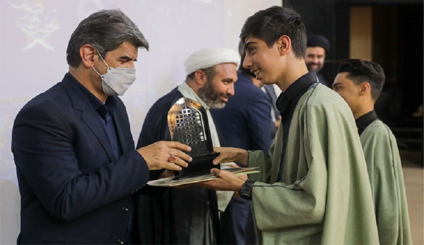 شاهد .. إختتام الدورة الرضوية الأولى لتحفيظ القرآن الكريم بتكريم الفائزين