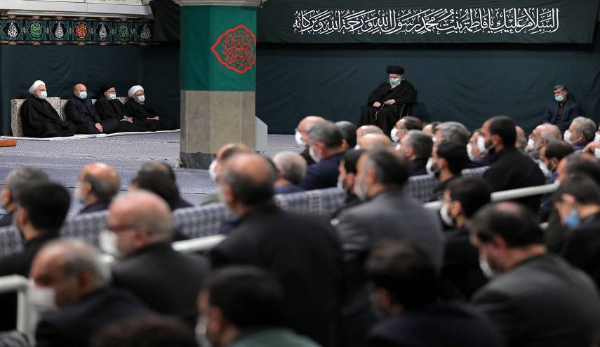 اقامة مجلس عزاء في "ليلة استشهاد السيدة فاطمة الزهراء (س)" بحضور الامام الخامنئي