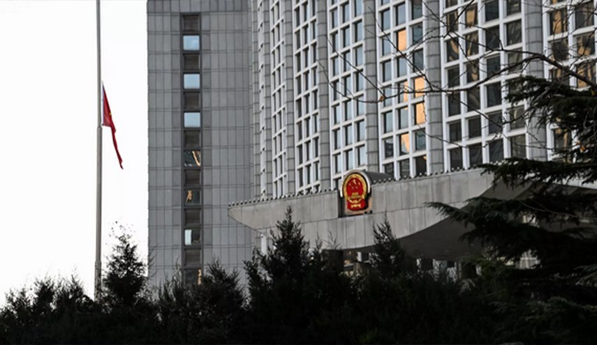 الصين: الاحتلال الأمريكي ينهب نحو 80% من إنتاج النفط السوري