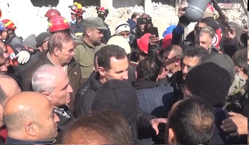  الرئيس السوري يتفقد المناطق المتضررة