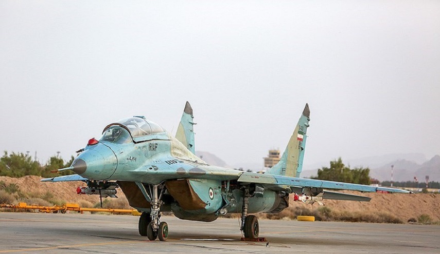 ايران.. الجيش يطلق مناورات "فدائيو سماء الولاية" 