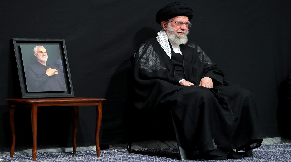 بالصور... احياء مساء عاشوراء بحضور الامام الخامنئي  