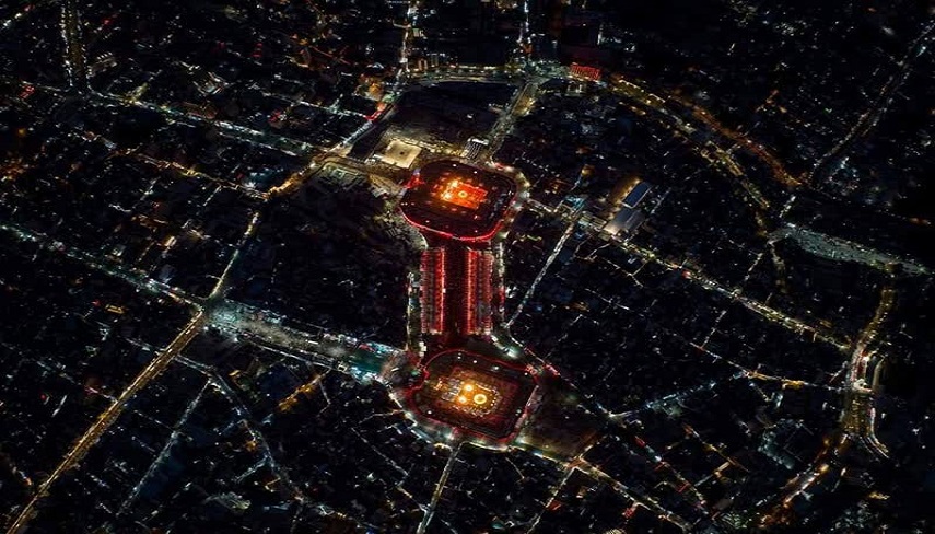 تصاویری از حضور گسترده زائران حسینی در بین‌الحرمین 