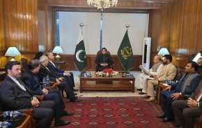 طهران تدعو لتنمية العلاقات الشاملة مع اسلام آباد