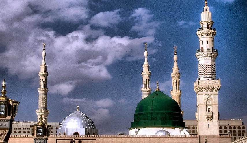 در زیارت پیامبر مهربانی و رحمت، سلام بر تو ای محبوب دل‌ها...