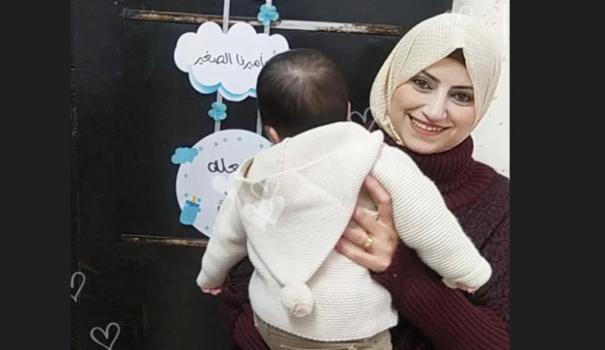 استشهاد صحفية فلسطينية مع طفلها جراء غارات صهيونية  +الصور