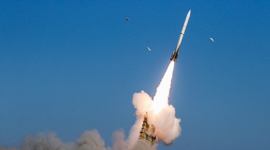 ايران... قريباً ازاحة الستار عن صاروخين جديدين