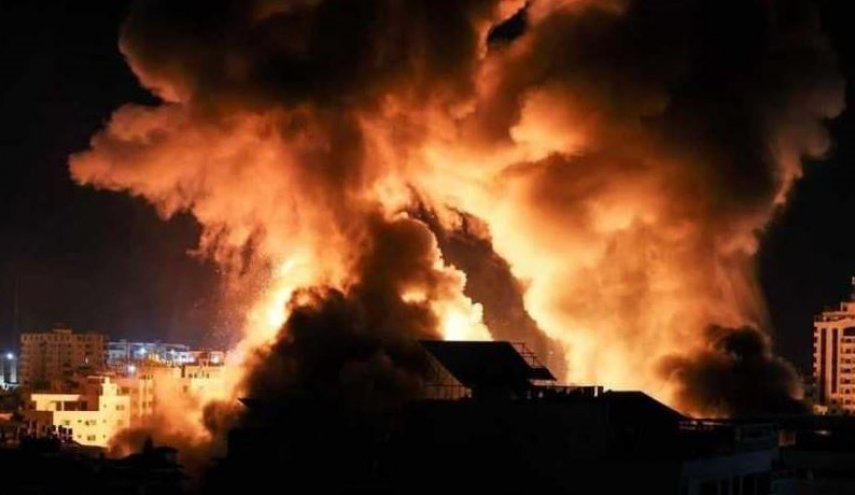  عدوان أمريكي بريطاني يستهدف صعدة والحديدة باليمن 