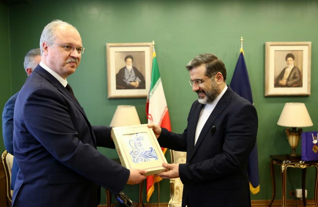 ايران تعلن عن استعدادها لاستضافة مهرجان شنغهاي السينمائي 