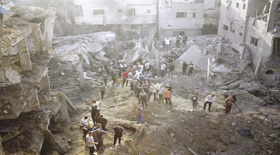 الإحتلال يرتكب مجازر دموية مروّعة  بمجمّع الشفاء  الطبي بغزة