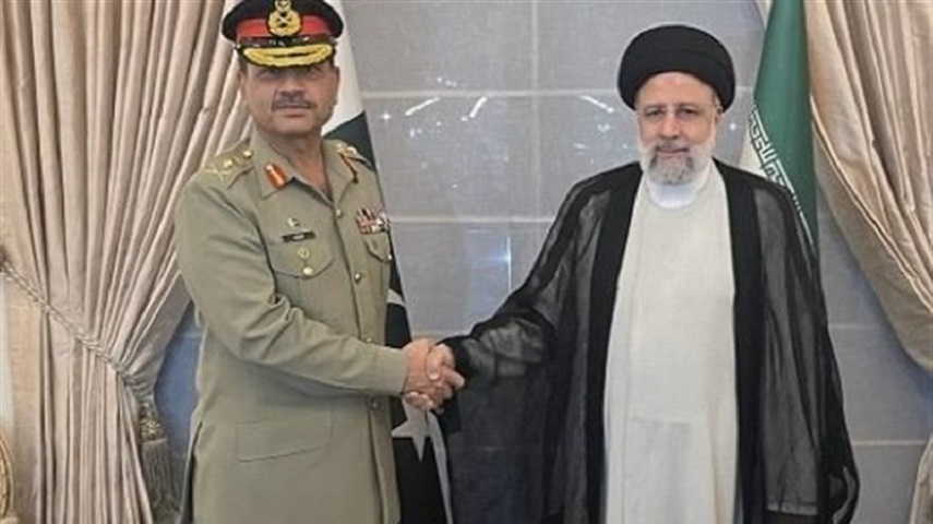 ديدار فرمانده ارتش پاكستان با رئيسي