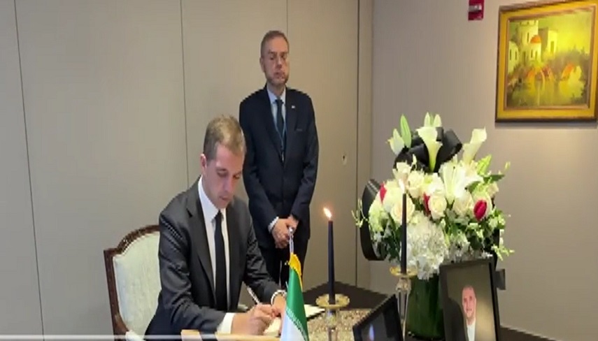 امضای دفتر یادبود شهیدان خدمت در محل نمایندگی دائم ایران در سازمان ملل