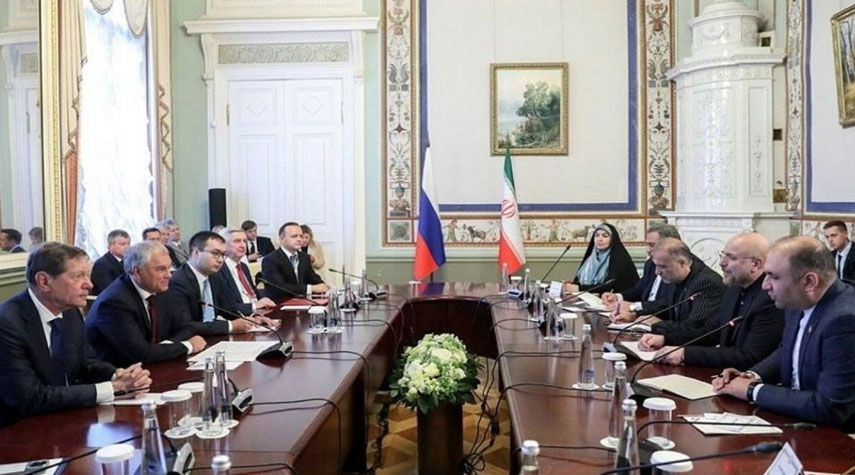  ايران وروسيا تناقشان التعاون الثنائي والبرلماني في إطار 