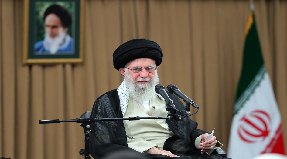 محور قضية ساخنة هذه الليلة..."  قائد الثورة الإسلامية.. وأولوية غزة في العالم الإسلامي"