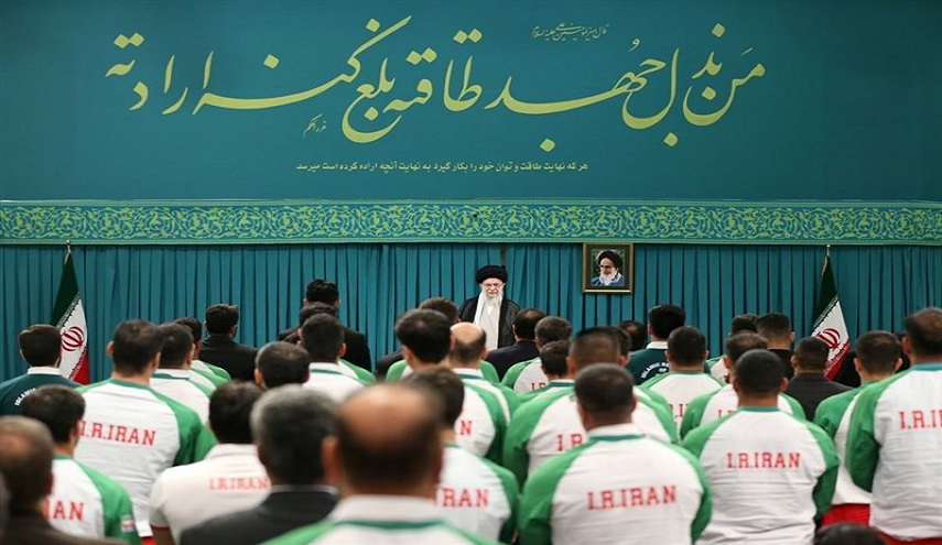  الإمام الخامنئي: ازدواجية المعايير هيمنت على القضايا الرياضية الدولية 