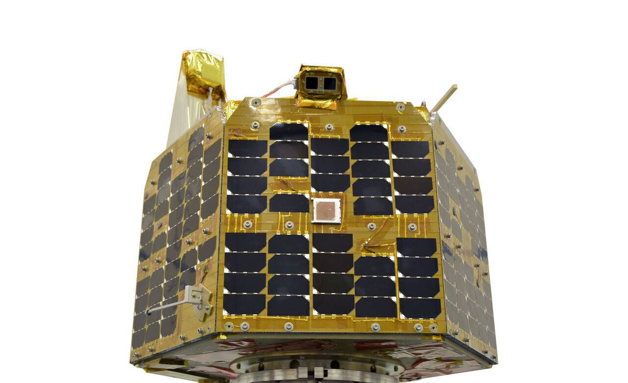 التنفيذ الناجح للمناورات المحددة للقمر الصناعي "جمران-1"