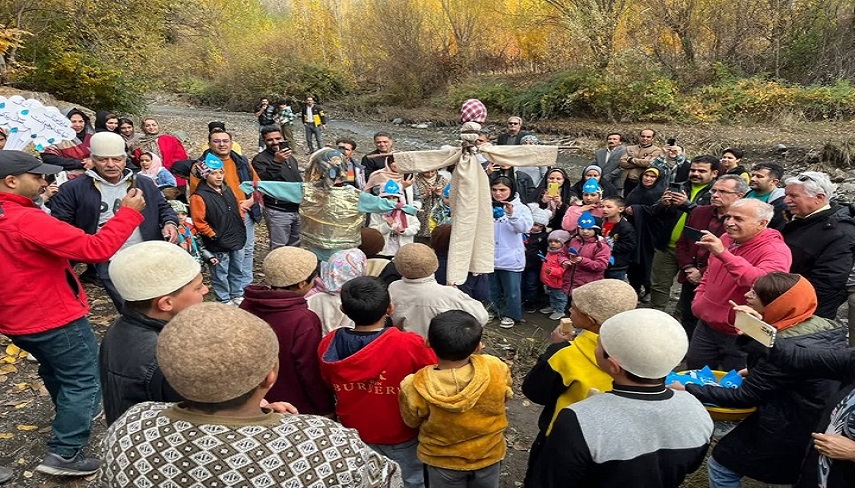 جشنواره آیینی آب در روستای گردشگری حصار
