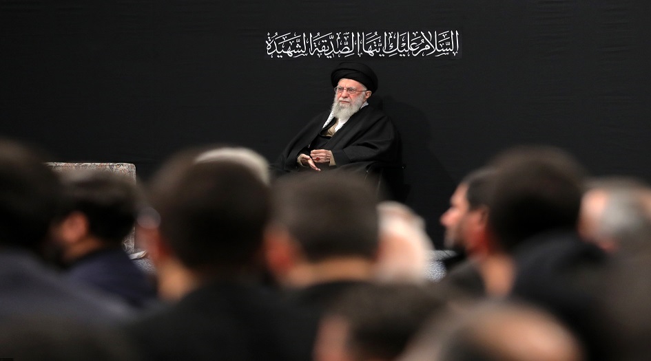  إقامة الليلة الثالثة من مراسم العزاء الفاطمي بحضور قائد الثورة 