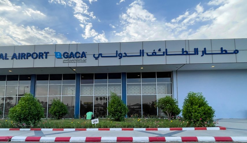 لأول مرة.. مطار الطائف بالسعودية يستقبل المعتمرين الايرانيين