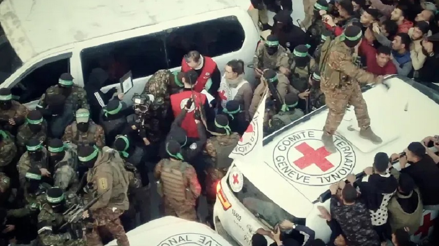 تاکید حماس بر ادامه مقاومت همزمان با مبادله اسرا