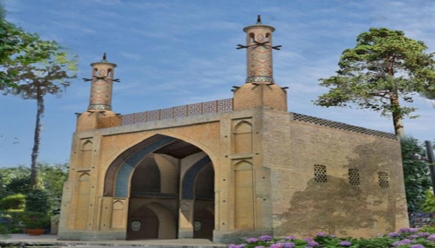 منارجنبان؛ نگین معماری اسلامی در قلب اصفهان
