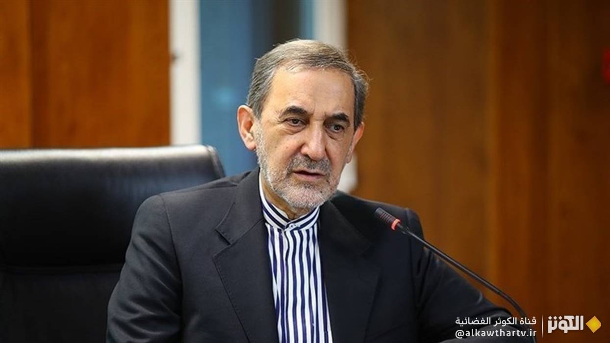 ولايتي يرد على الشائعات بشأن نية ترامب تغيير اسم "الخليج الفارسي" 