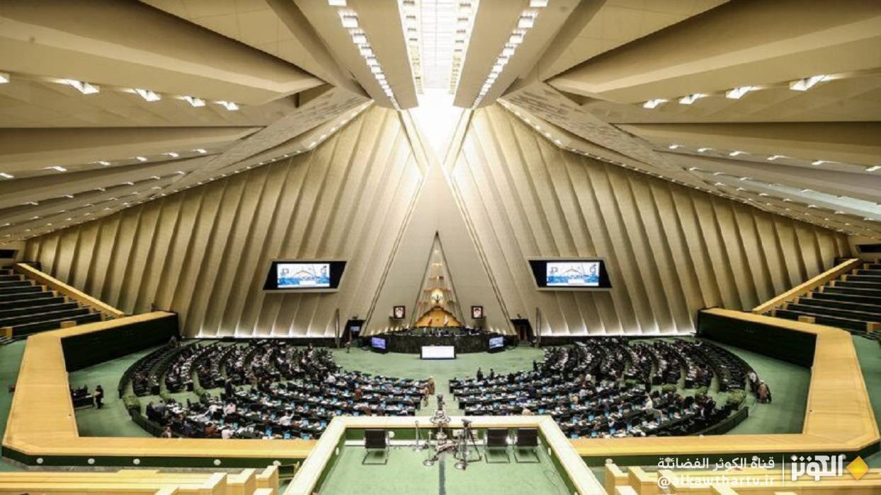 نواب البرلمان الايراني: الخليج الفارسي ارضنا وبيتنا