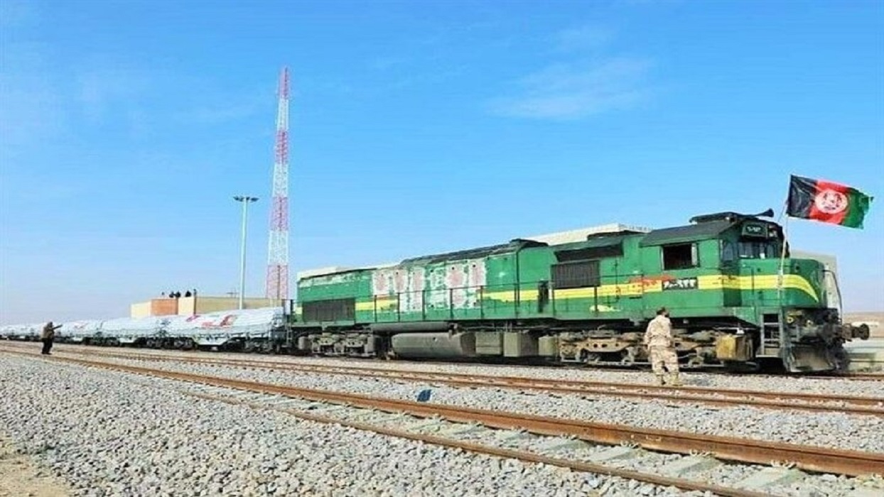 أول شحنة أوروبية تصل بالقطار الى افغانستان عبر ايران