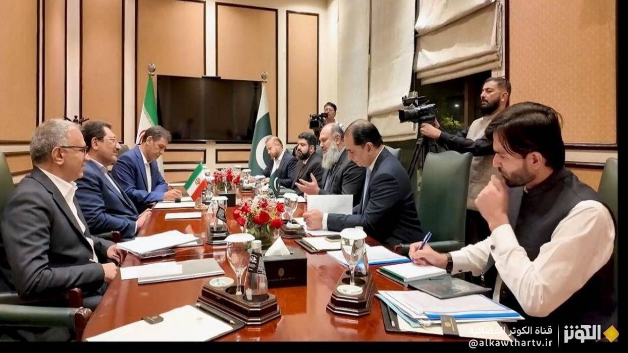 وزير التجارة الباكستاني: العالم الإسلامي يفتخر بانتصار إيران على الكيان الصهيوني