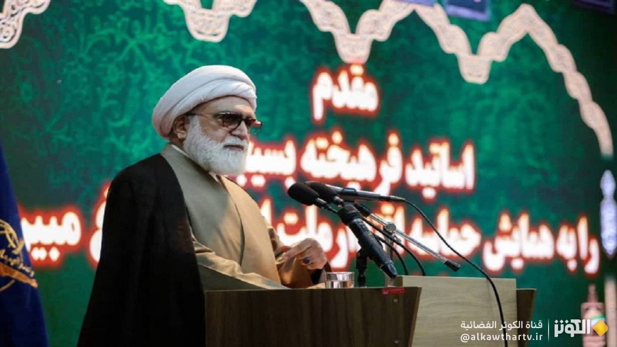 متولي العتبة الرضوية المقدسة: الوحدة الوطنية ستحدد مستقبل إيران