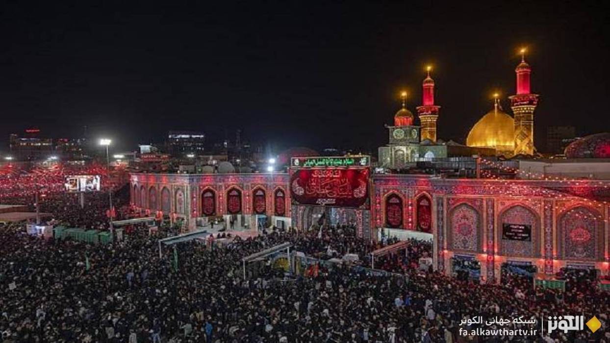 ميليون ها زائر در مراسم شب اربعين حسيني در كربلا گرد هم آمدند