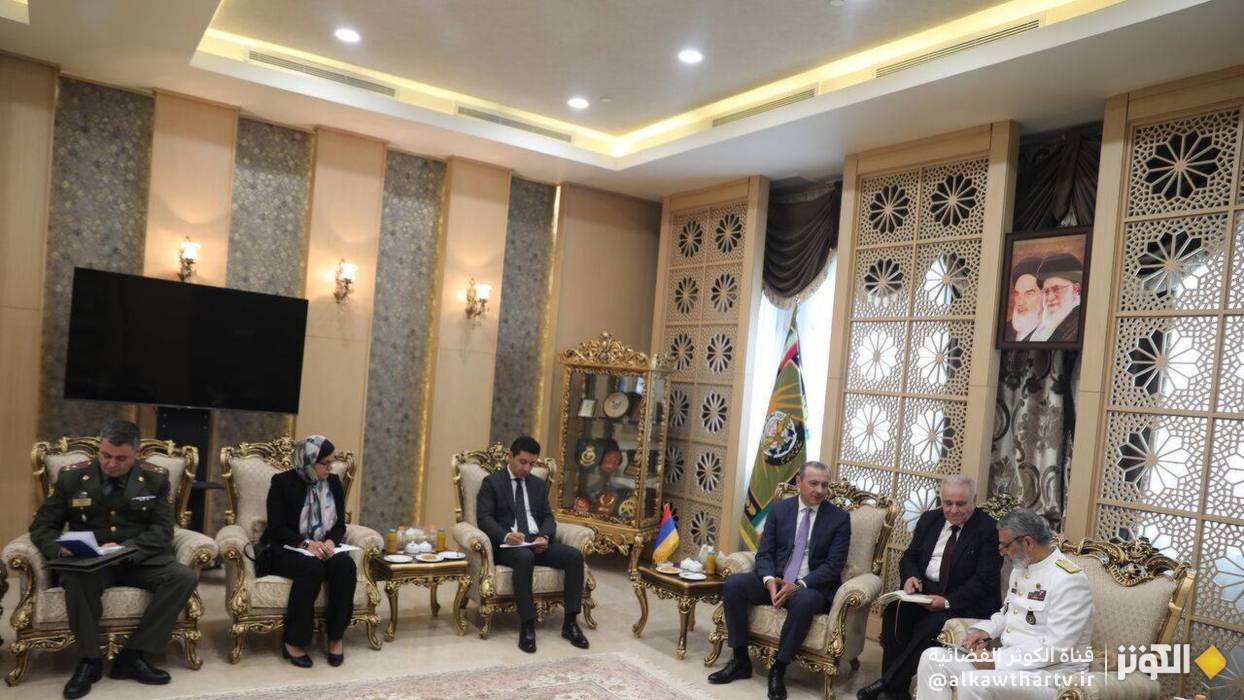 رئيس الأركان الإيرانية : تواجد القوى الأجنبية يشكل مصدر قلق للمنطقة