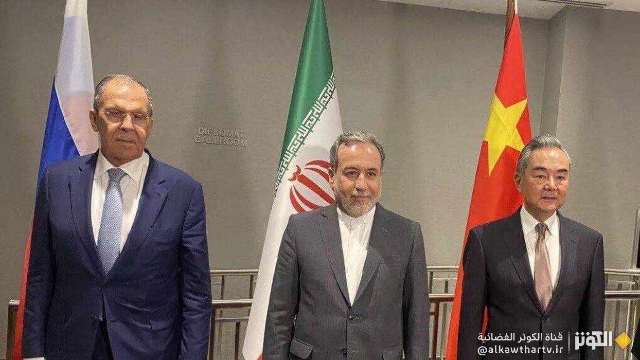 وزير الخارجية الايراني : تفعيل “سناب باك” الأوروبي باطل قانونياً ويقوّض الاستقرار الدول
