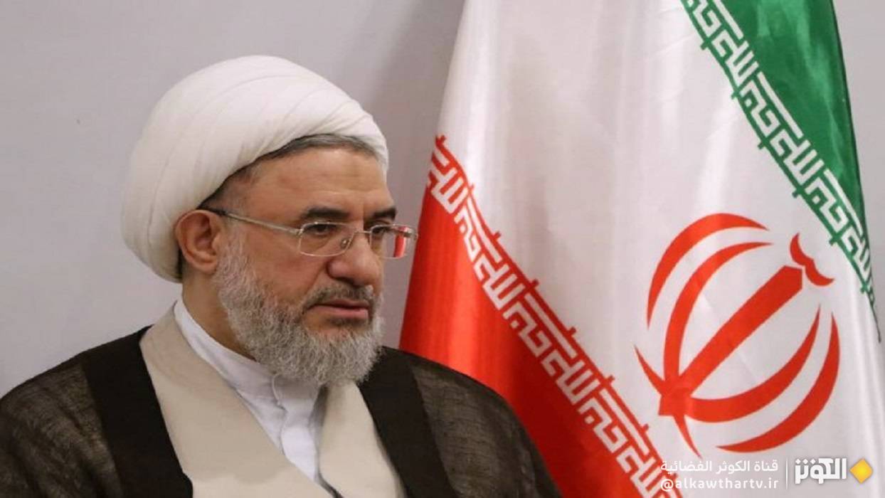 عضو مجلس خبراء القيادة: قمة شرم الشيخ مشهداً واضحاً لهوان قادة بعض الدول أمام ترامب