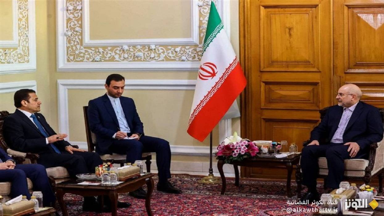 مستشار الأمن القومي العراقي يلتقي رئيس البرلمان الإيراني في طهران 