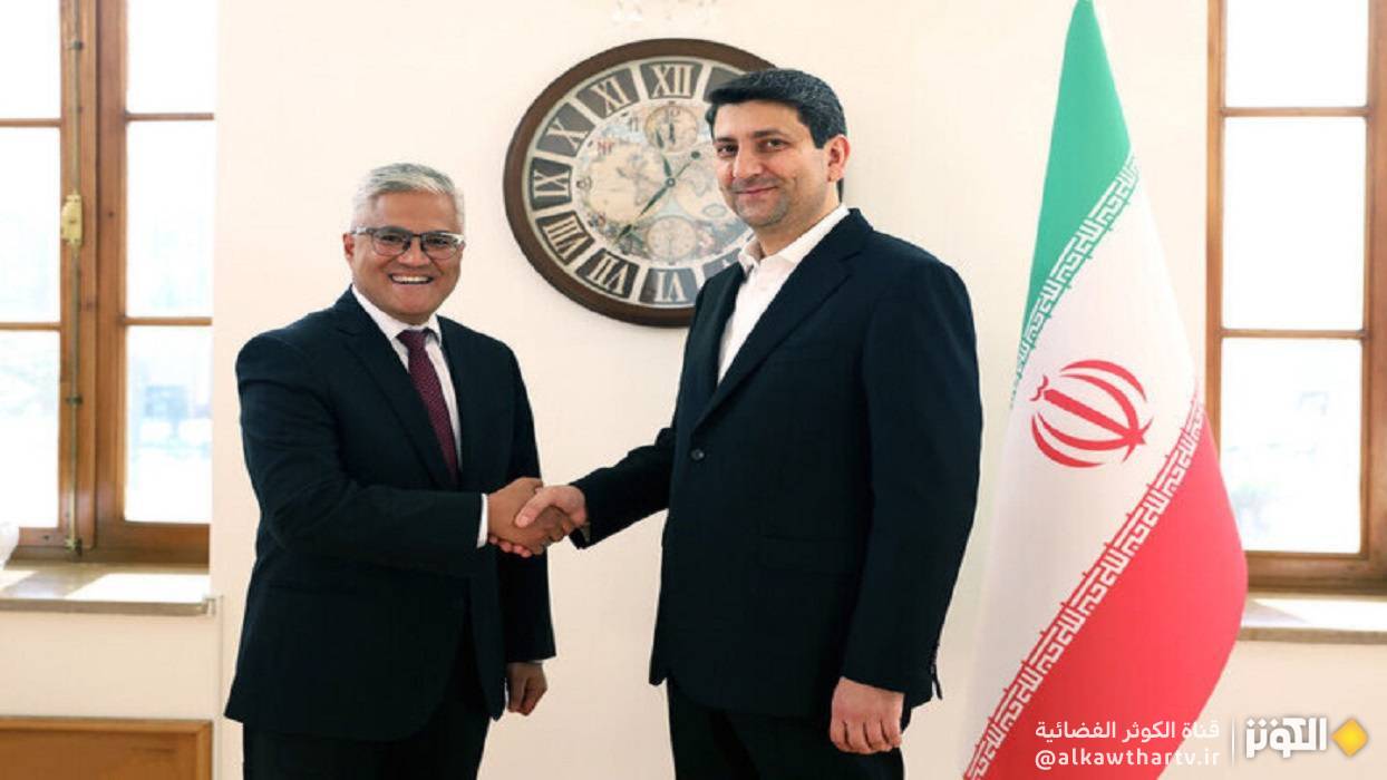 وزير الاتصالات الايراني يؤكد على عقد جولة جديدة من اللجنة الاقتصادية المشتركة مع إندونيسيا