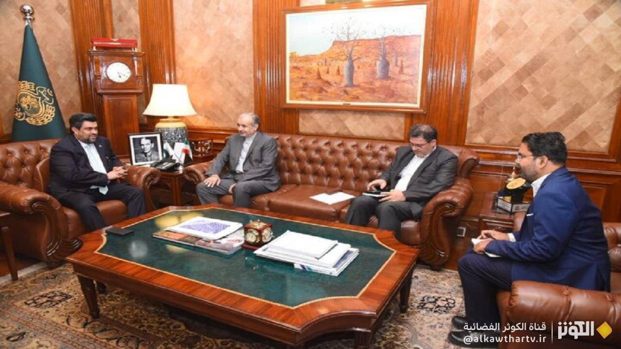 إيران وباكستان تؤكدان على الاستفادة من الطاقات الإقليمية لتعزيز العلاقات بين البلدين