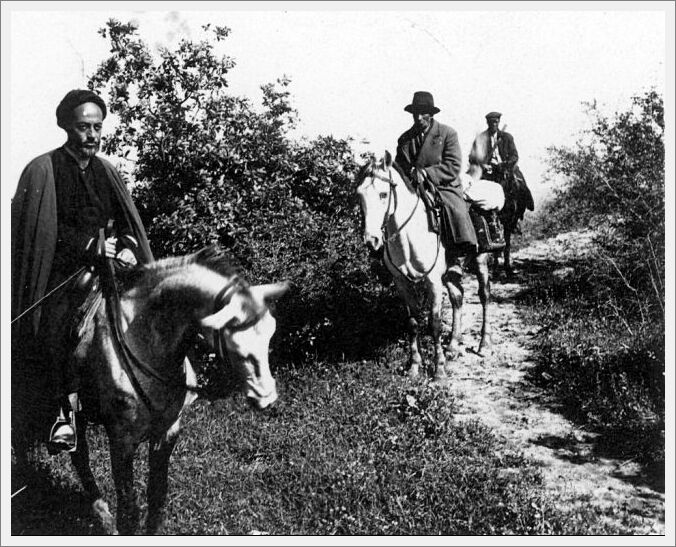 معنای زندگی از منظر دو علامه: مقایسه دیدگاه طباطبایی و علامه جعفری درباره هدف آفرینش